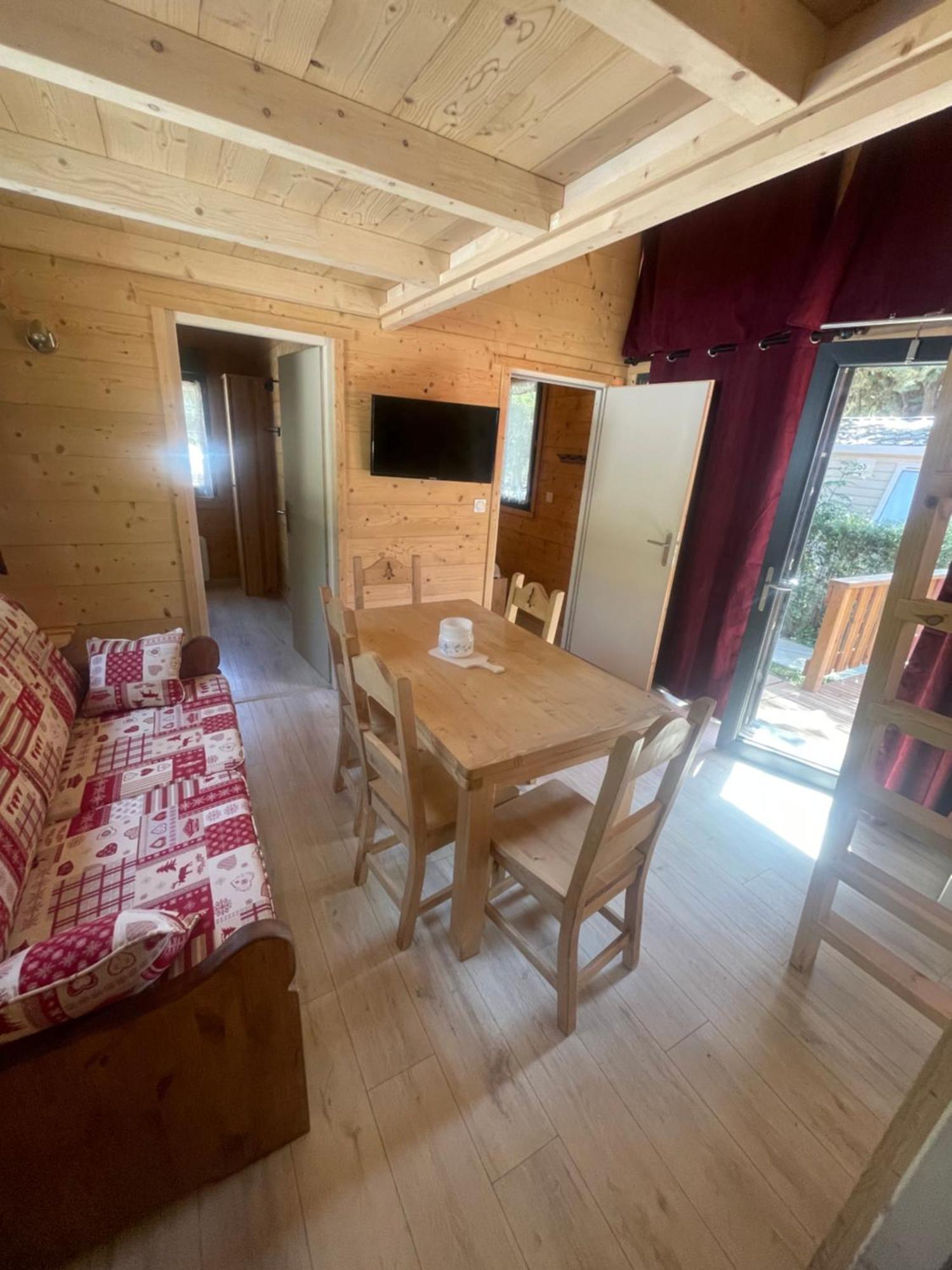 Camping L'Enclave Mobil-Home Estavar Exterior foto