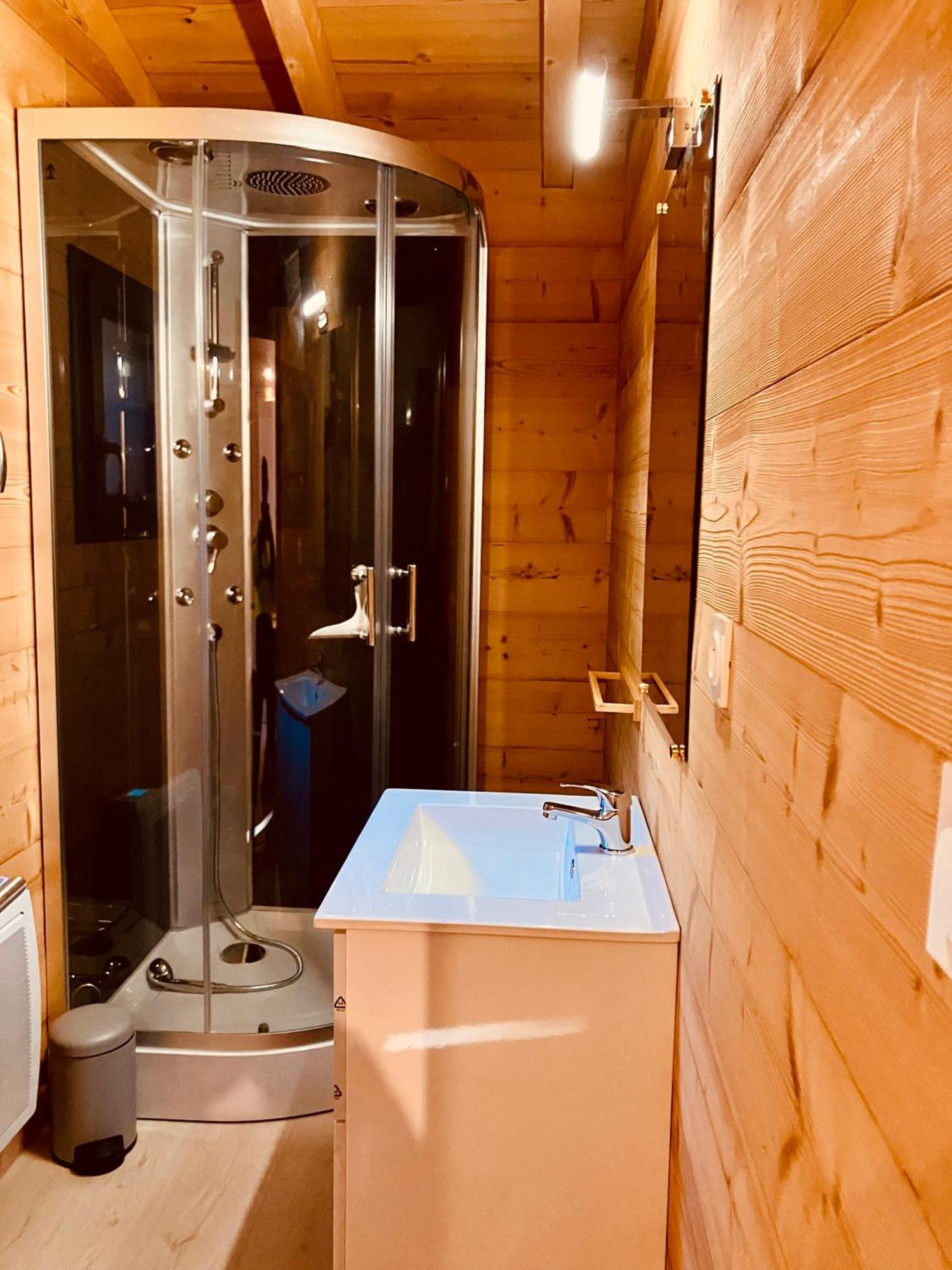 Camping L'Enclave Mobil-Home Estavar Exterior foto
